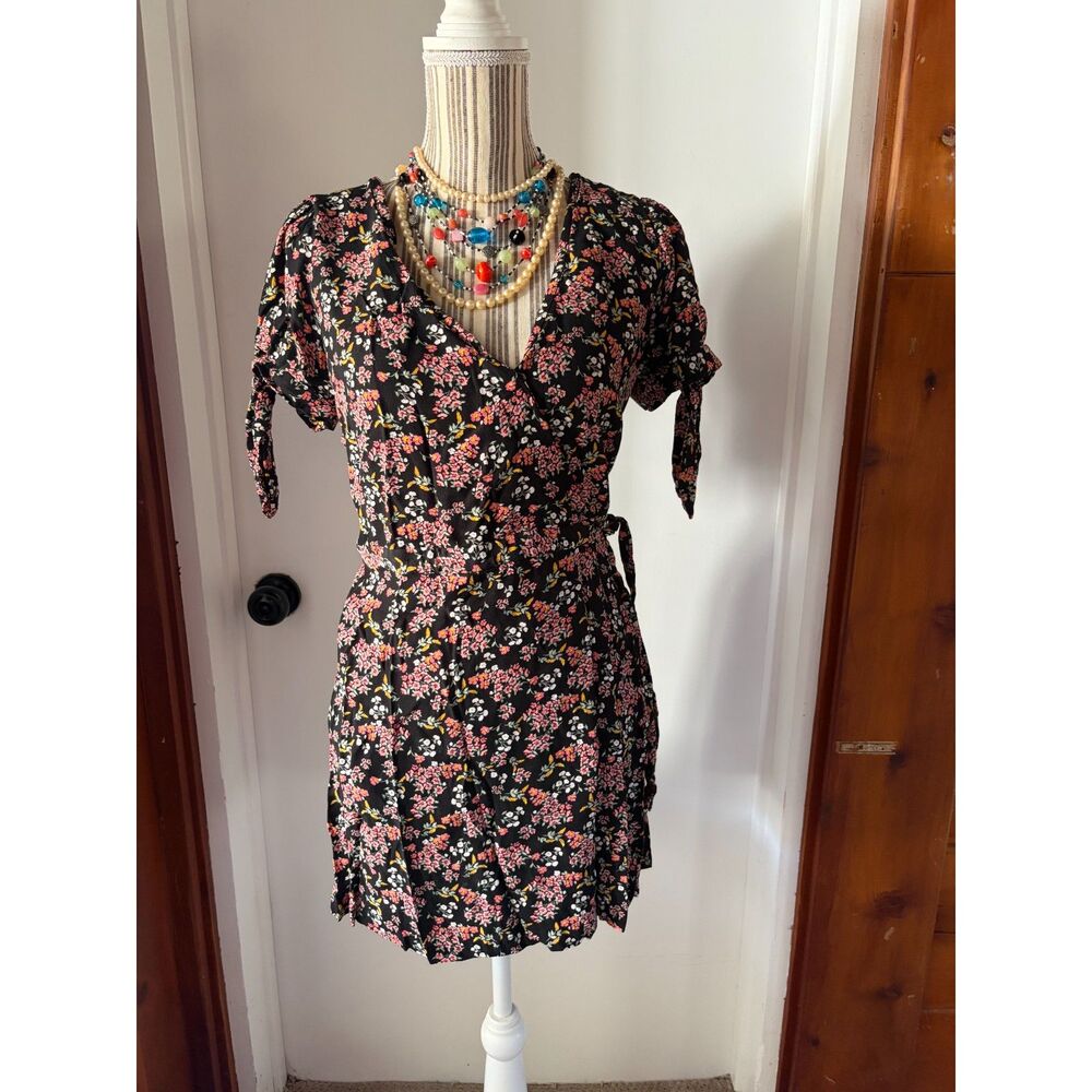 Loft Floral Faux Wrap Skort Cottagecore Summer Vacation BOHO SZ 8 Flirty Romper